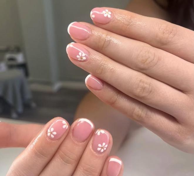 Luxury nail treatments at Ravenshead Beauty